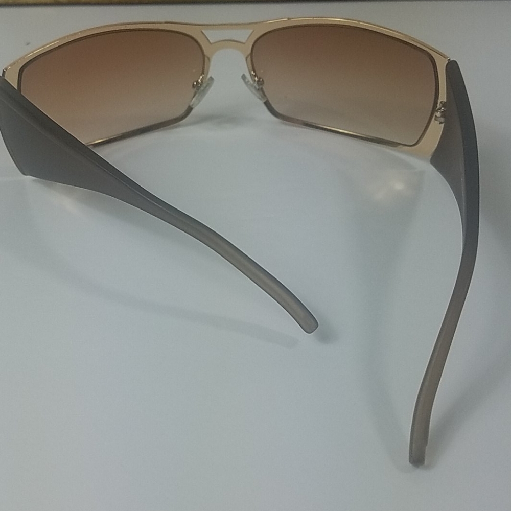 Fashion Sunglasses, Rose lens, and Gold Chrome